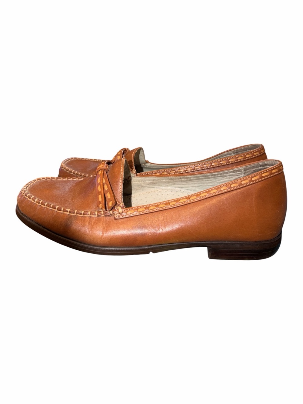 Bass Women's Tan Leather Knot-Trim Loafers - Picture 3 of 6